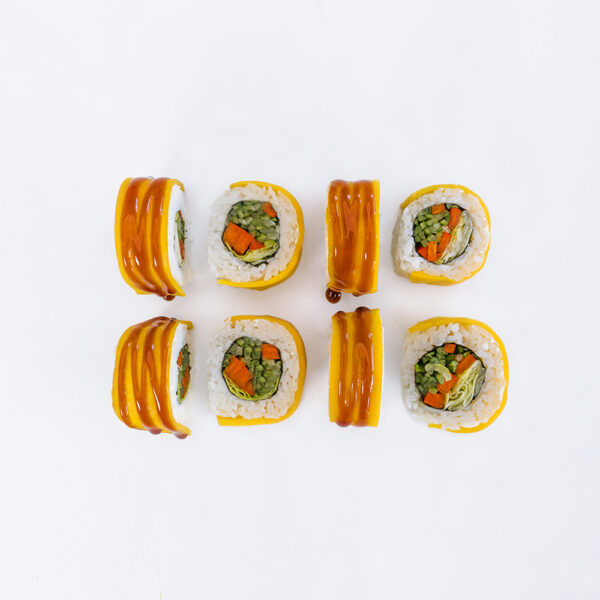 Mango-Veggie Roll