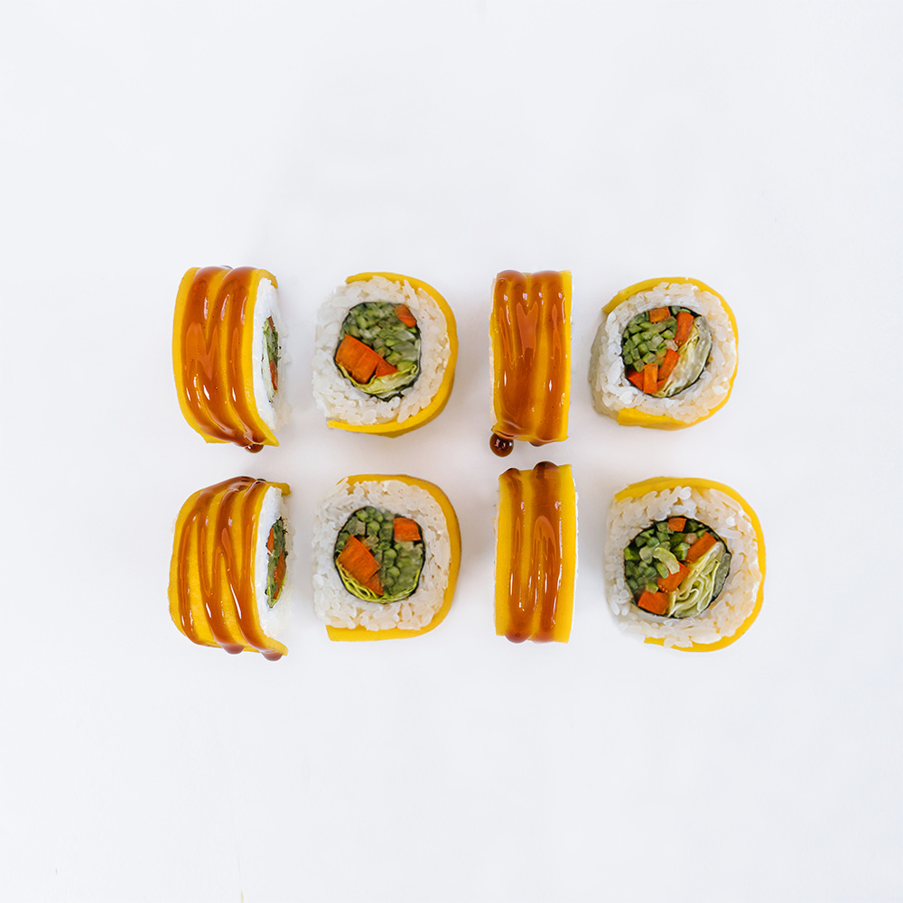 Mango-Veggie Roll